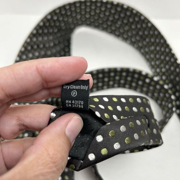 Geoffrey Beene Men’s Neck Tie 100% Silk Green Polka Dot - Picture 4 of 4